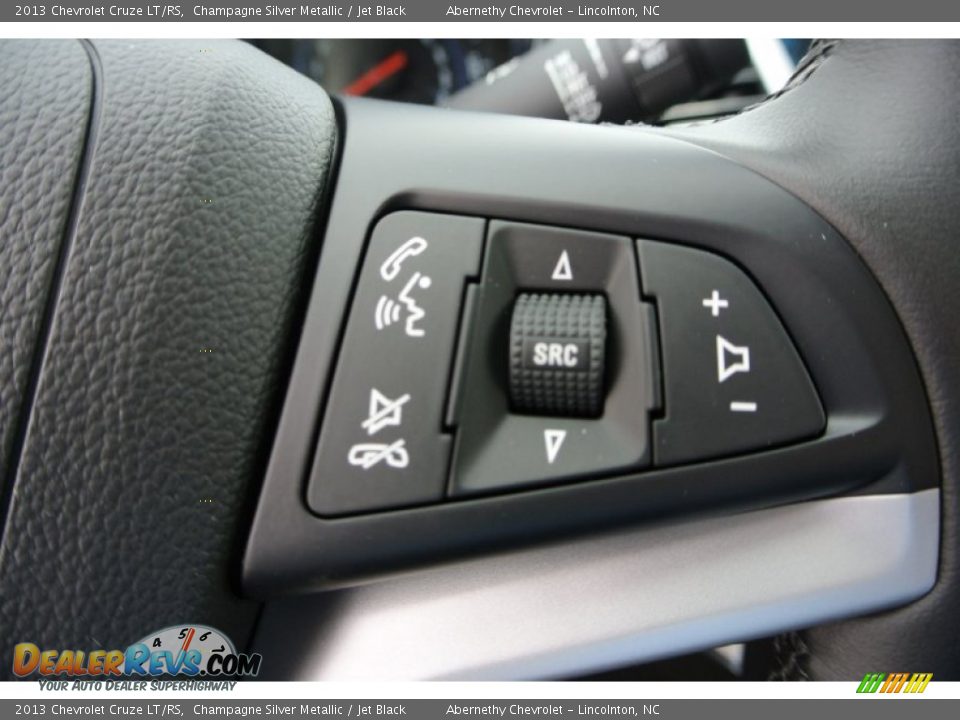 Controls of 2013 Chevrolet Cruze LT/RS Photo #14