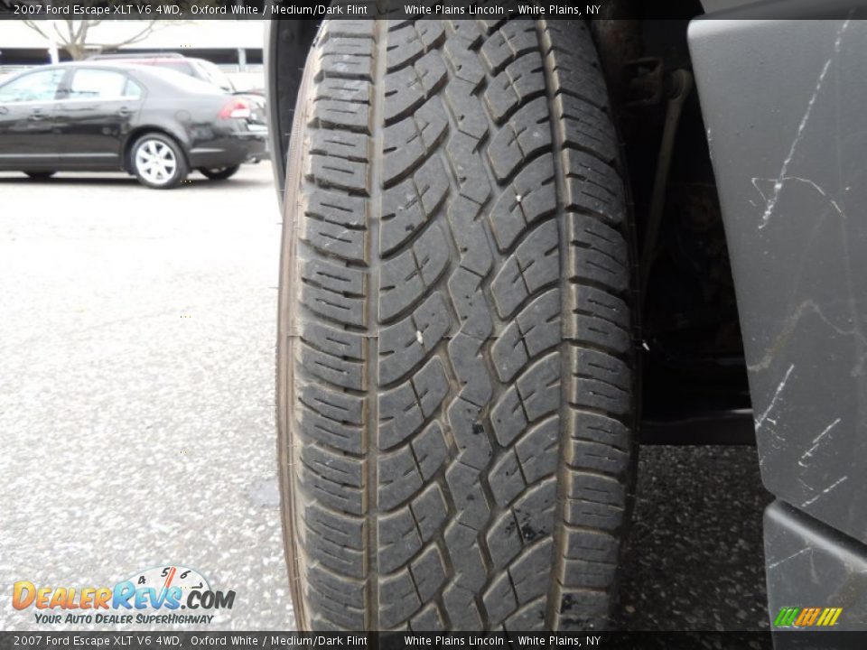 2007 Ford Escape XLT V6 4WD Oxford White / Medium/Dark Flint Photo #2