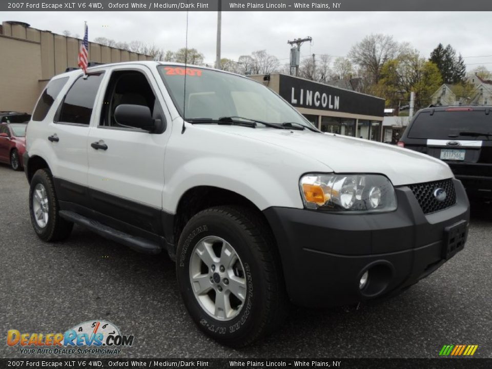 Front 3/4 View of 2007 Ford Escape XLT V6 4WD Photo #4