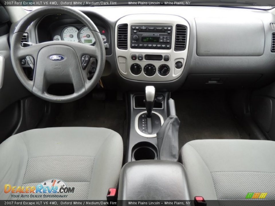 2007 Ford Escape XLT V6 4WD Oxford White / Medium/Dark Flint Photo #16