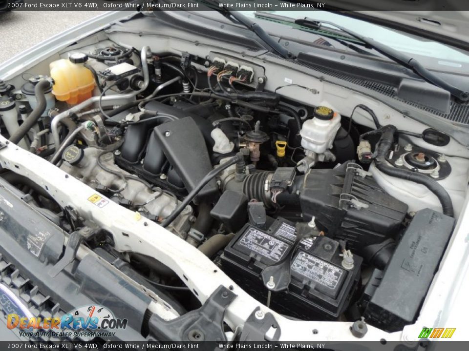 2007 Ford Escape XLT V6 4WD Oxford White / Medium/Dark Flint Photo #24