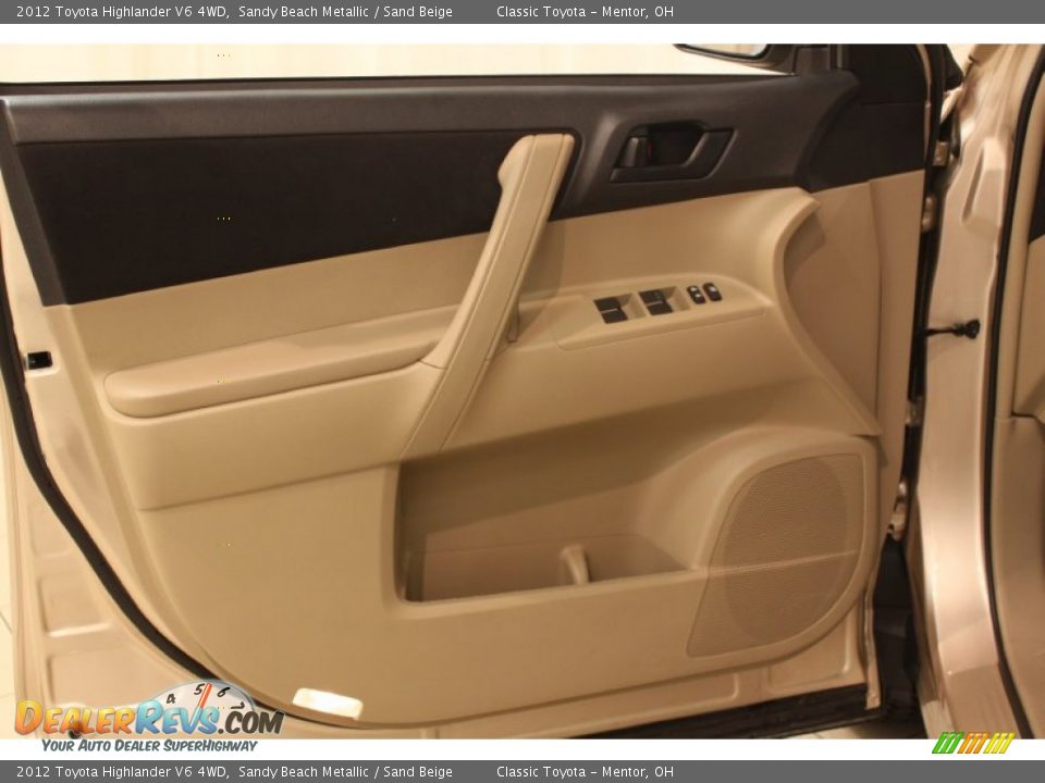 2012 Toyota Highlander V6 4WD Sandy Beach Metallic / Sand Beige Photo #4