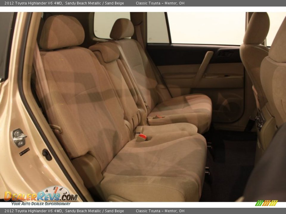 2012 Toyota Highlander V6 4WD Sandy Beach Metallic / Sand Beige Photo #12