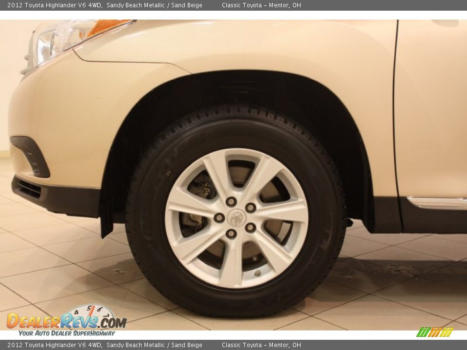 2012 Toyota Highlander V6 4WD Sandy Beach Metallic / Sand Beige Photo #18