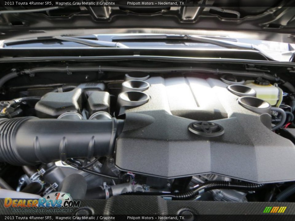 2013 Toyota 4Runner SR5 Magnetic Gray Metallic / Graphite Photo #15