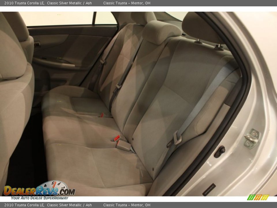 2010 Toyota Corolla LE Classic Silver Metallic / Ash Photo #12