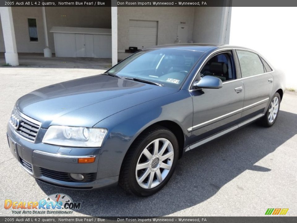 Front 3/4 View of 2005 Audi A8 L 4.2 quattro Photo #2