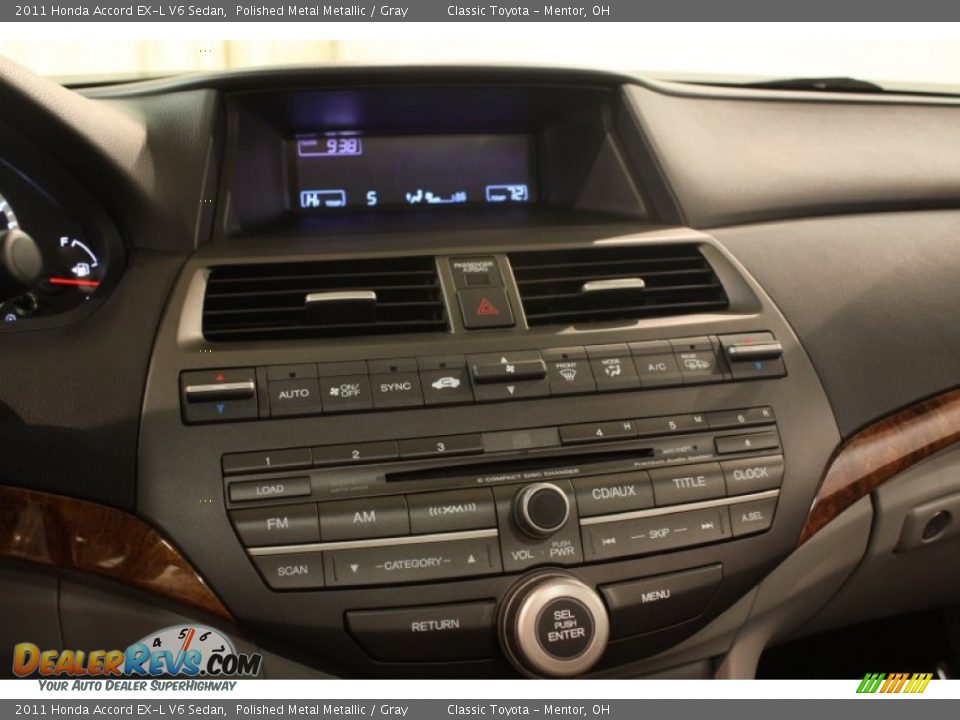 Controls of 2011 Honda Accord EX-L V6 Sedan Photo #8