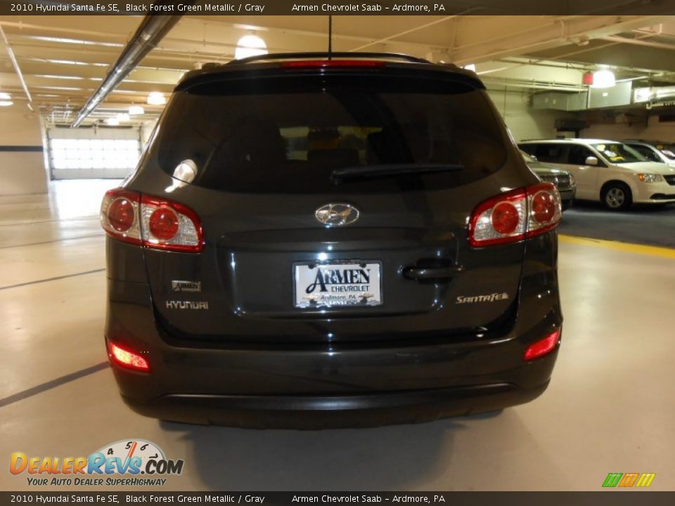2010 Hyundai Santa Fe SE Black Forest Green Metallic / Gray Photo #6