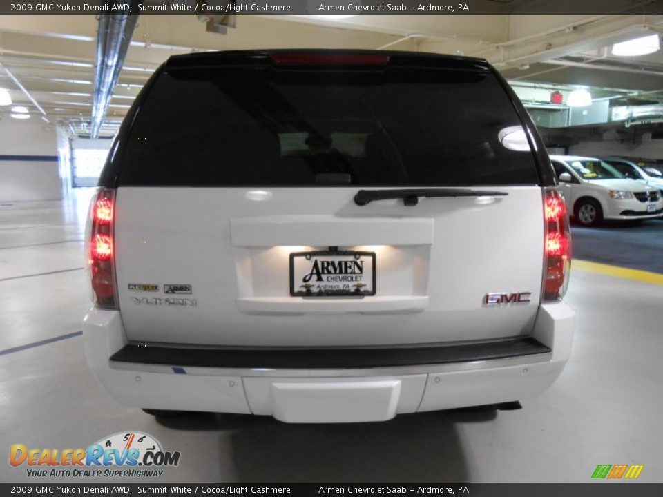 2009 GMC Yukon Denali AWD Summit White / Cocoa/Light Cashmere Photo #6