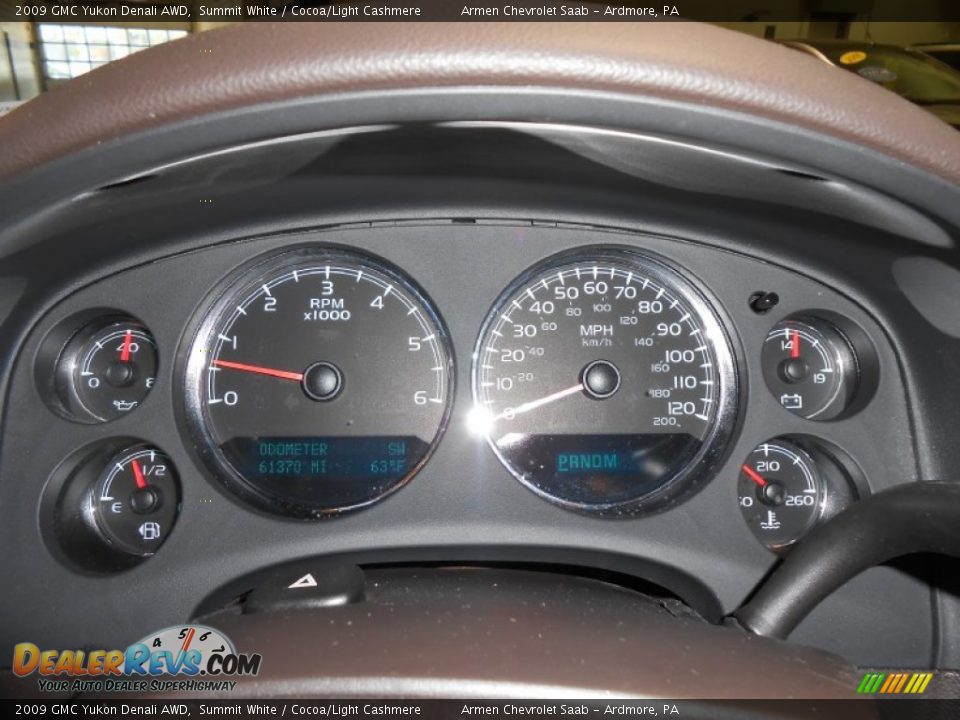 2009 GMC Yukon Denali AWD Summit White / Cocoa/Light Cashmere Photo #25