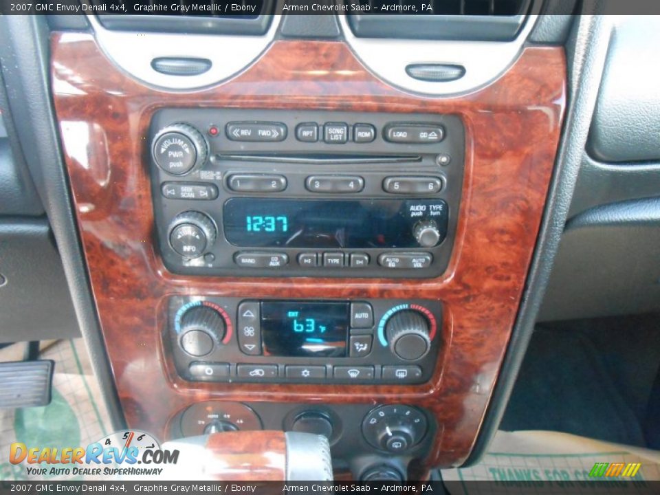 2007 GMC Envoy Denali 4x4 Graphite Gray Metallic / Ebony Photo #23