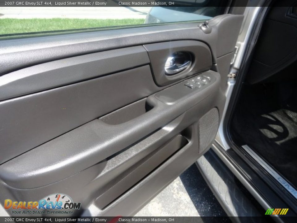 2007 GMC Envoy SLT 4x4 Liquid Silver Metallic / Ebony Photo #3