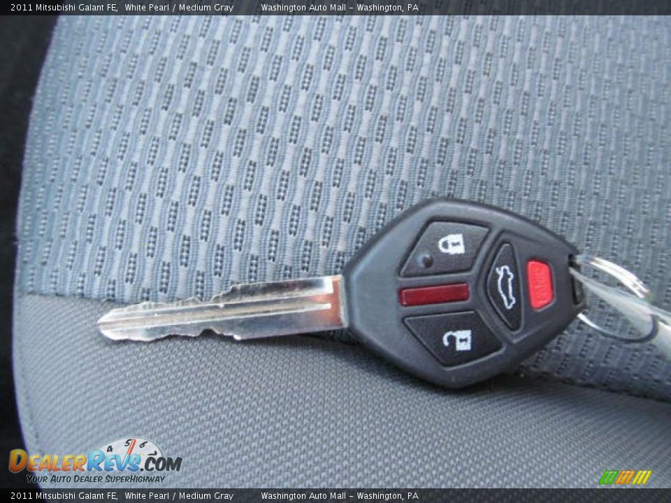2011 Mitsubishi Galant FE White Pearl / Medium Gray Photo #18