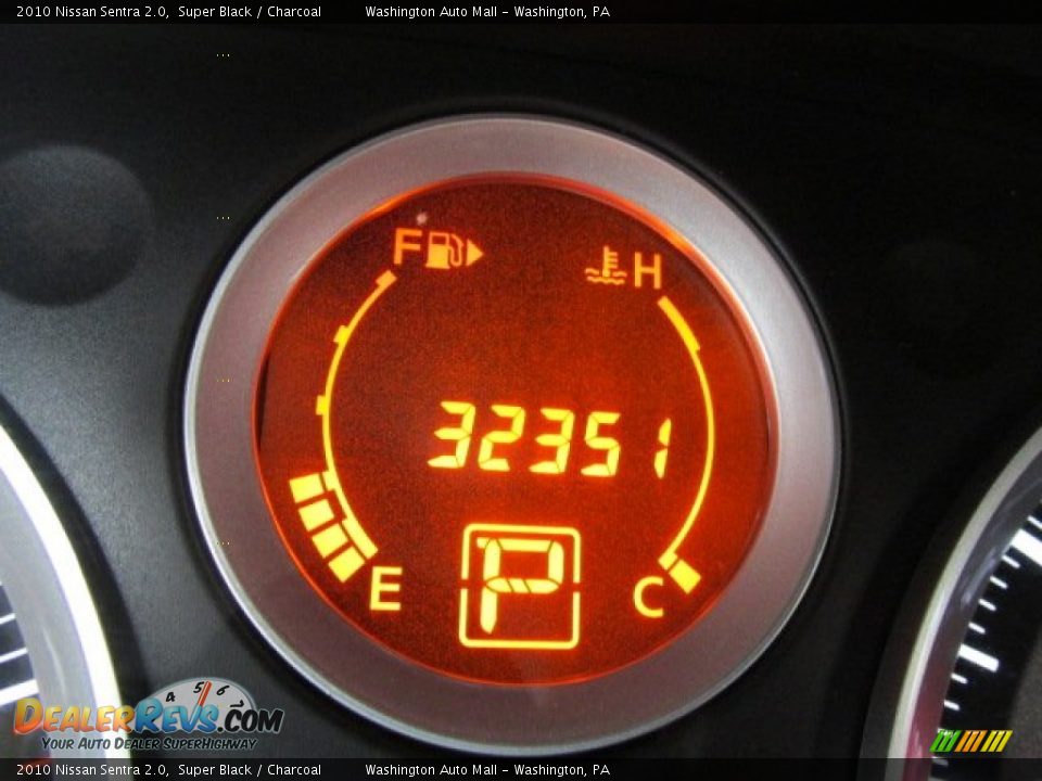 2010 Nissan Sentra 2.0 Super Black / Charcoal Photo #20