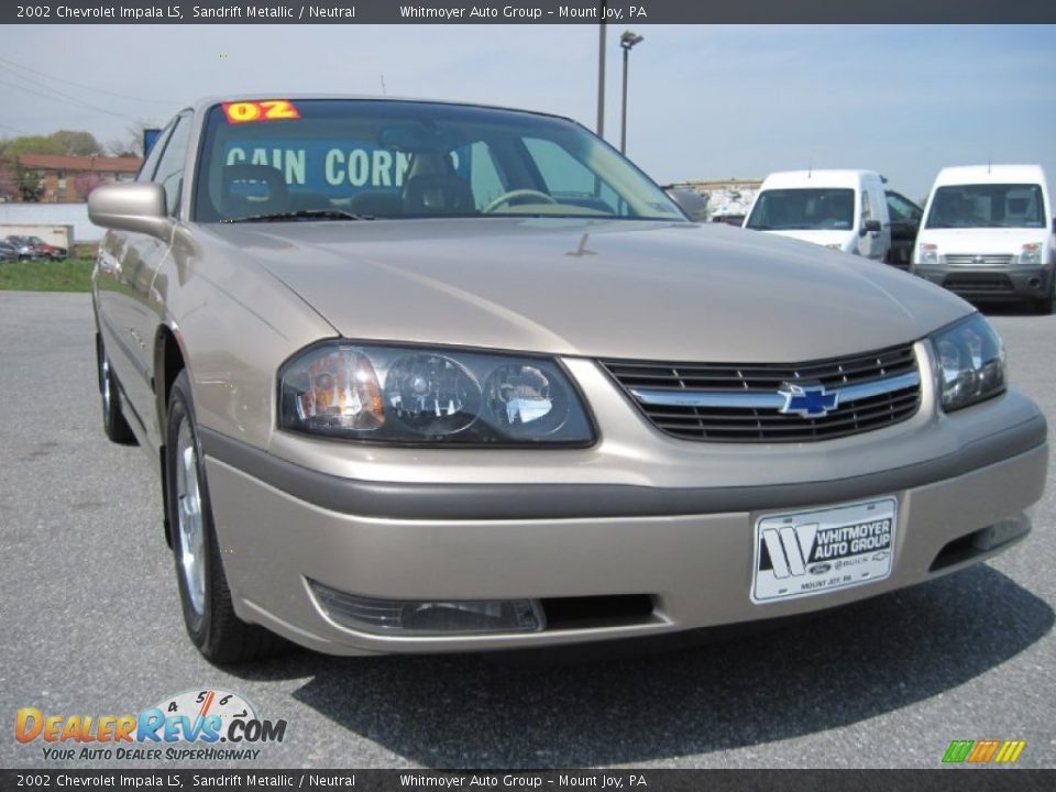 2002 Chevrolet Impala LS Sandrift Metallic / Neutral Photo #1