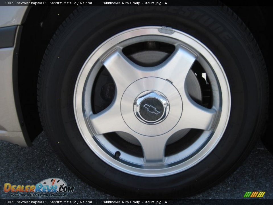 2002 Chevrolet Impala LS Sandrift Metallic / Neutral Photo #8
