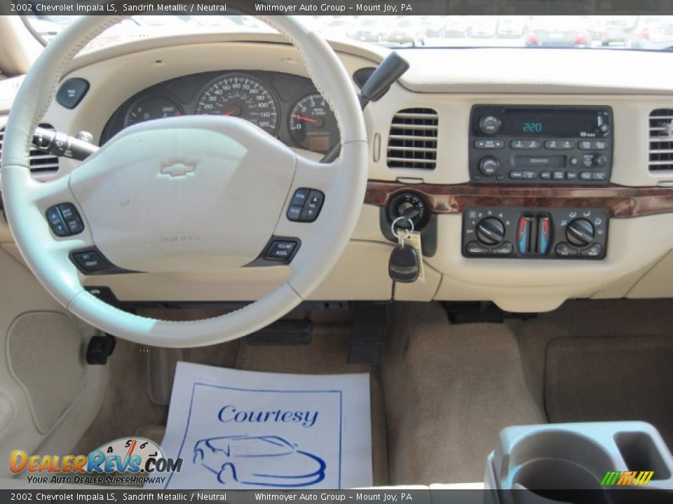2002 Chevrolet Impala LS Sandrift Metallic / Neutral Photo #15