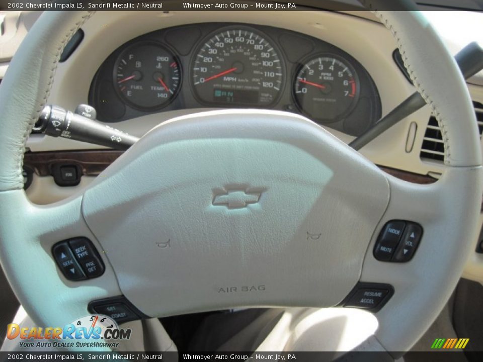 2002 Chevrolet Impala LS Sandrift Metallic / Neutral Photo #22