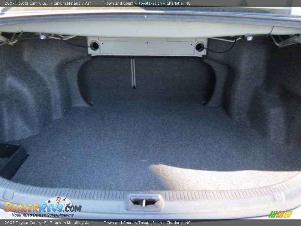 2007 Toyota Camry LE Titanium Metallic / Ash Photo #26