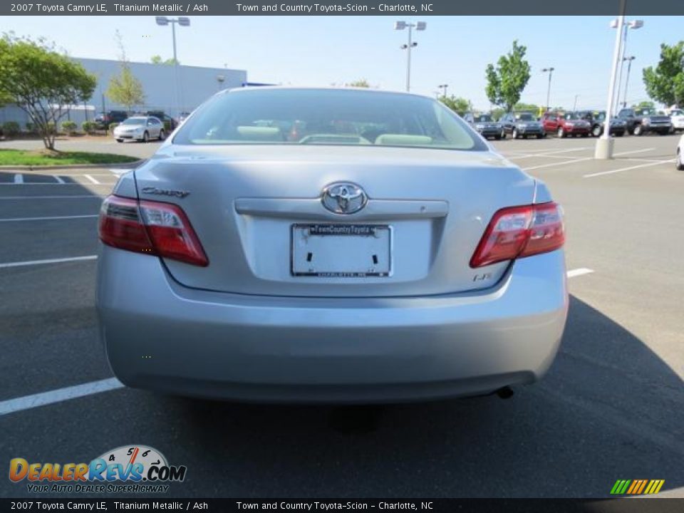 2007 Toyota Camry LE Titanium Metallic / Ash Photo #28