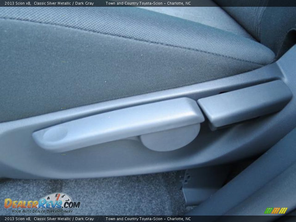 2013 Scion xB Classic Silver Metallic / Dark Gray Photo #9