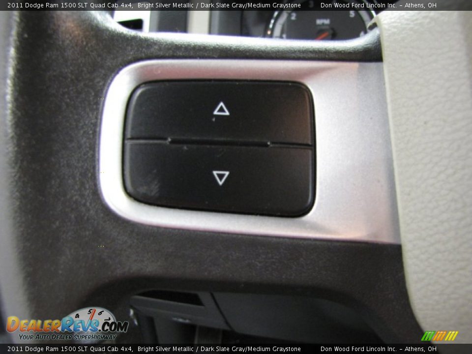 2011 Dodge Ram 1500 SLT Quad Cab 4x4 Bright Silver Metallic / Dark Slate Gray/Medium Graystone Photo #17