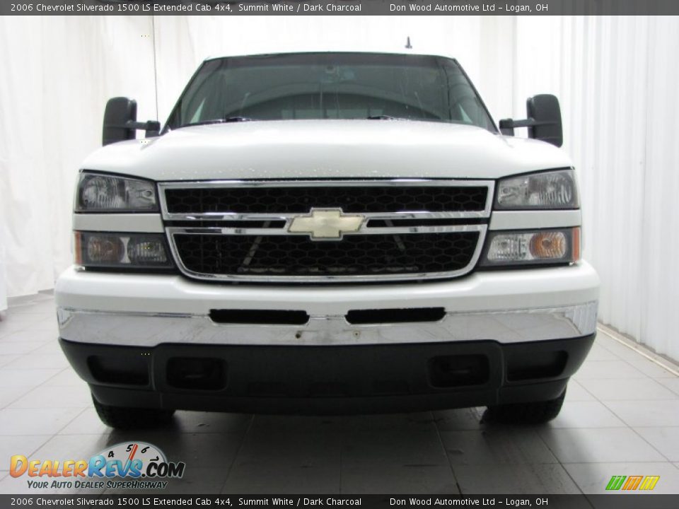 2006 Chevrolet Silverado 1500 LS Extended Cab 4x4 Summit White / Dark Charcoal Photo #2
