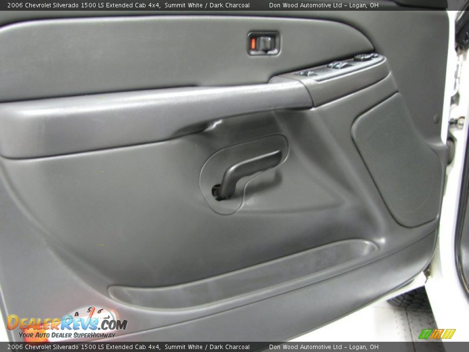 2006 Chevrolet Silverado 1500 LS Extended Cab 4x4 Summit White / Dark Charcoal Photo #10