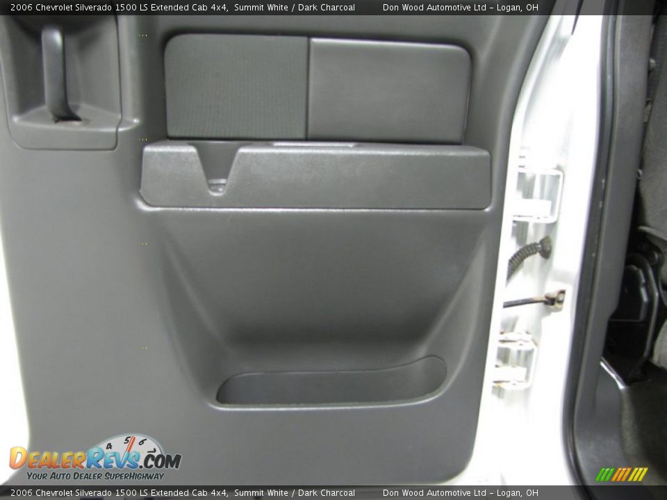 2006 Chevrolet Silverado 1500 LS Extended Cab 4x4 Summit White / Dark Charcoal Photo #12