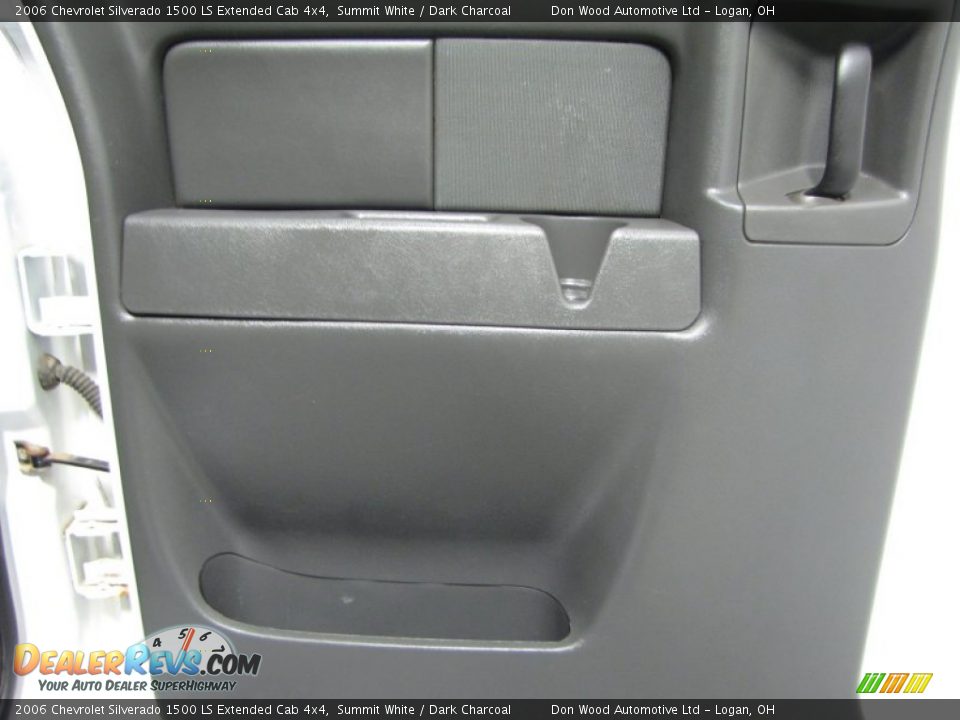 2006 Chevrolet Silverado 1500 LS Extended Cab 4x4 Summit White / Dark Charcoal Photo #13