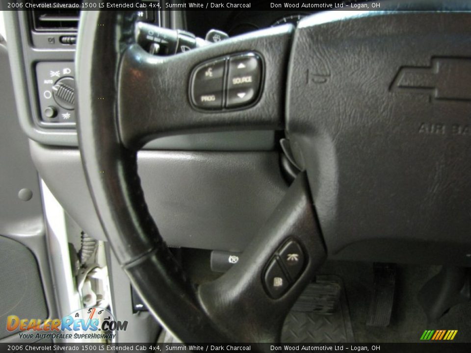 2006 Chevrolet Silverado 1500 LS Extended Cab 4x4 Summit White / Dark Charcoal Photo #16