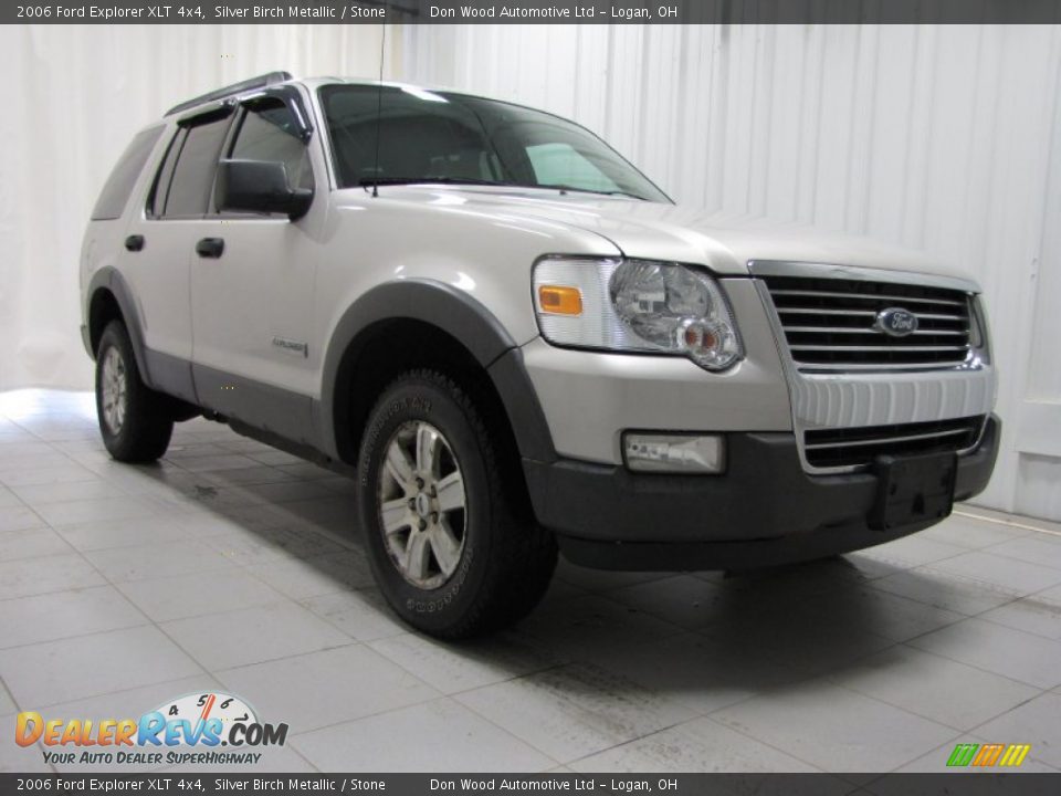 2006 Ford Explorer XLT 4x4 Silver Birch Metallic / Stone Photo #1