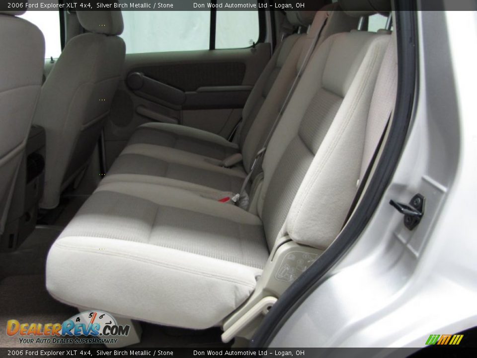 2006 Ford Explorer XLT 4x4 Silver Birch Metallic / Stone Photo #7