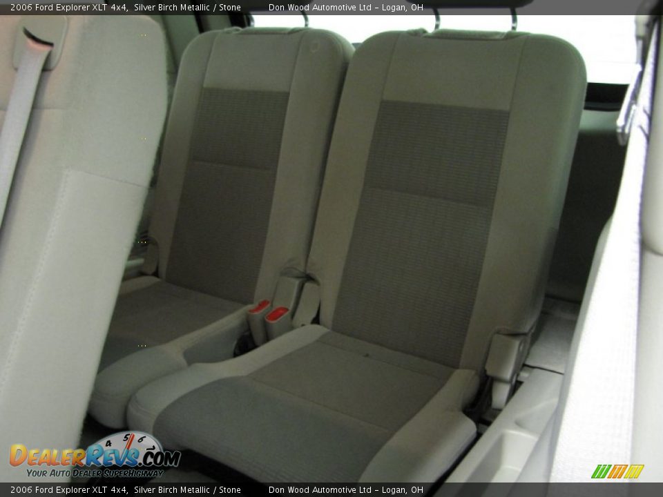 2006 Ford Explorer XLT 4x4 Silver Birch Metallic / Stone Photo #8