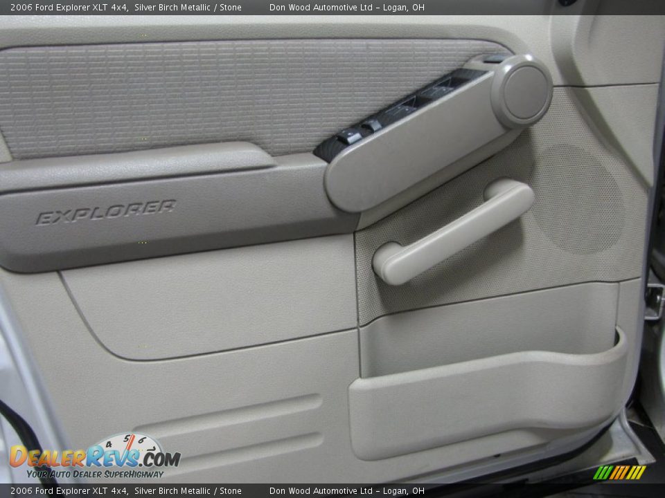 2006 Ford Explorer XLT 4x4 Silver Birch Metallic / Stone Photo #12