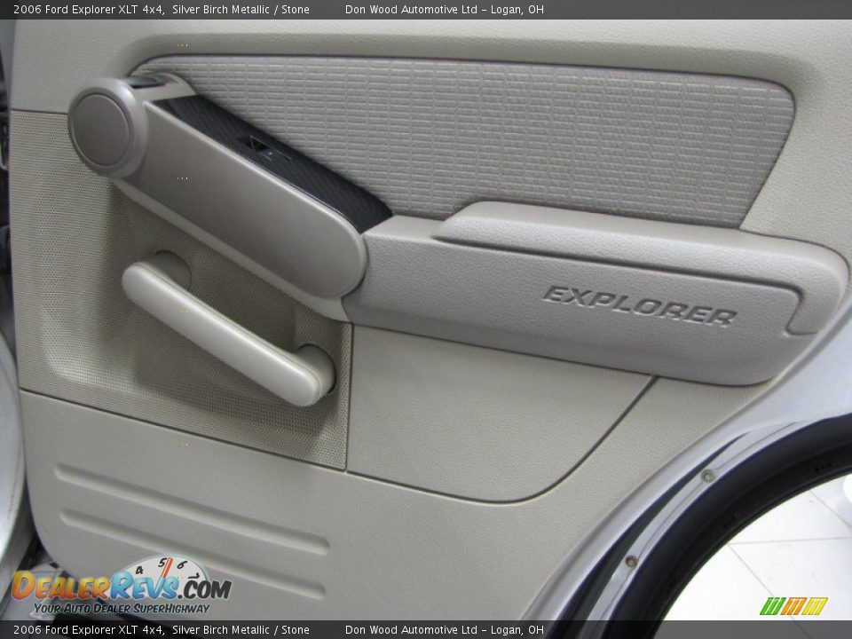 2006 Ford Explorer XLT 4x4 Silver Birch Metallic / Stone Photo #15