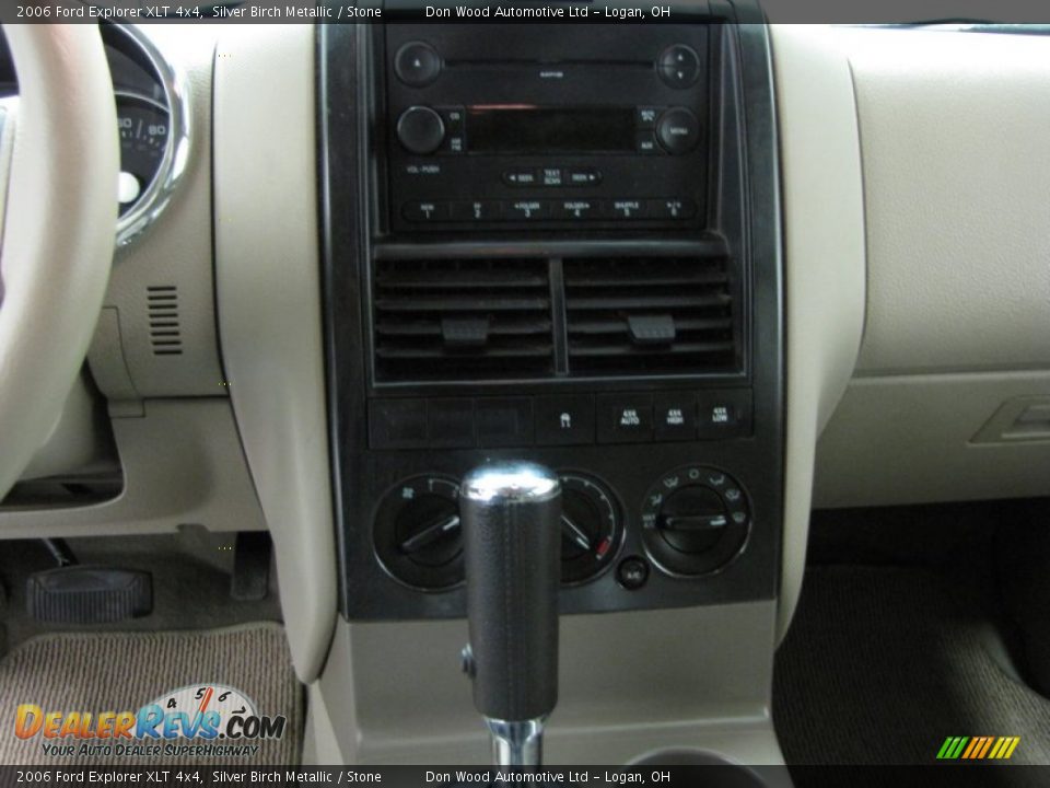 2006 Ford Explorer XLT 4x4 Silver Birch Metallic / Stone Photo #22