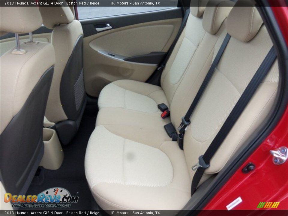 2013 Hyundai Accent GLS 4 Door Boston Red / Beige Photo #11