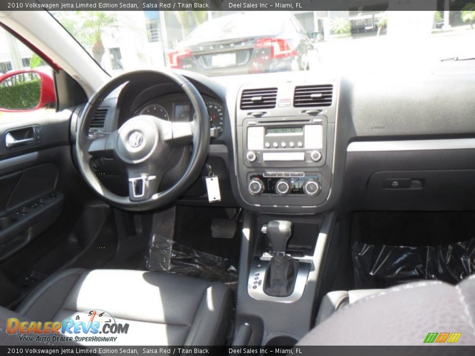 2010 Volkswagen Jetta Limited Edition Sedan Salsa Red / Titan Black Photo #12