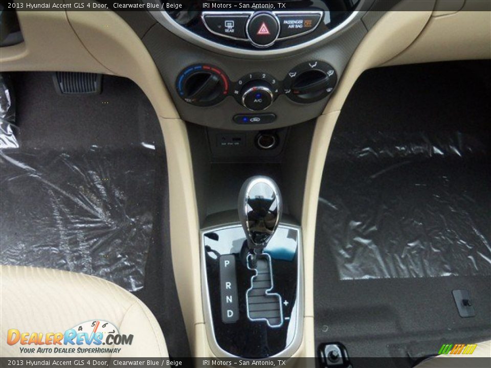2013 Hyundai Accent GLS 4 Door Clearwater Blue / Beige Photo #14