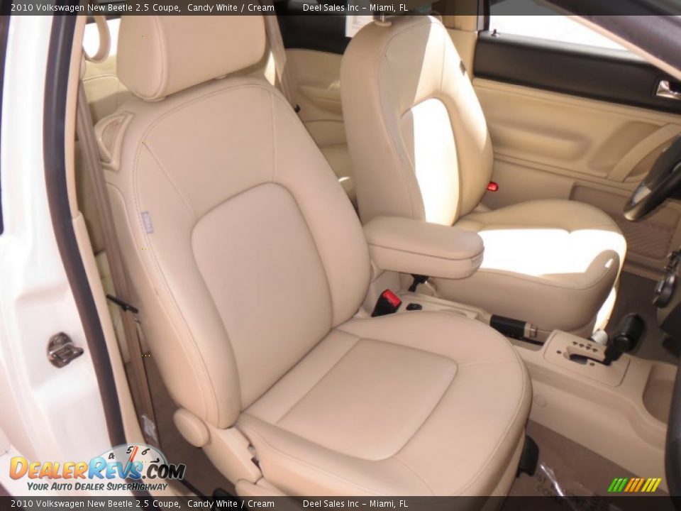 2010 Volkswagen New Beetle 2.5 Coupe Candy White / Cream Photo #10