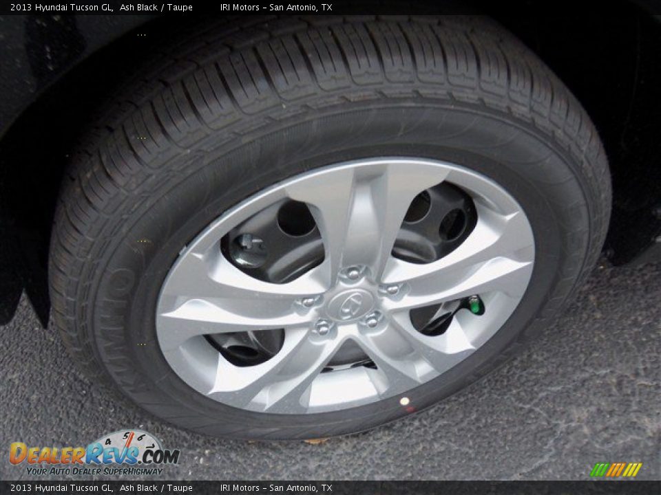 2013 Hyundai Tucson GL Ash Black / Taupe Photo #3