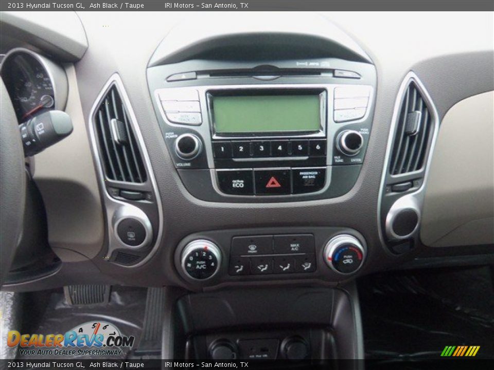 2013 Hyundai Tucson GL Ash Black / Taupe Photo #14