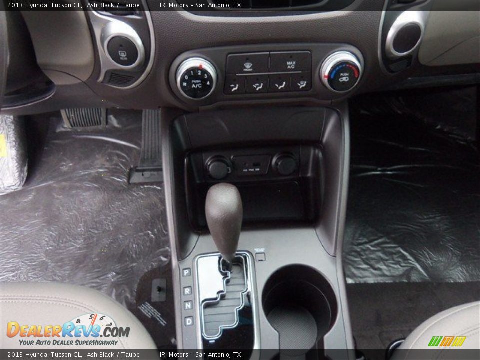 2013 Hyundai Tucson GL Ash Black / Taupe Photo #15