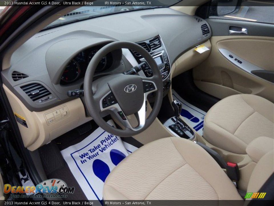 2013 Hyundai Accent GLS 4 Door Ultra Black / Beige Photo #8