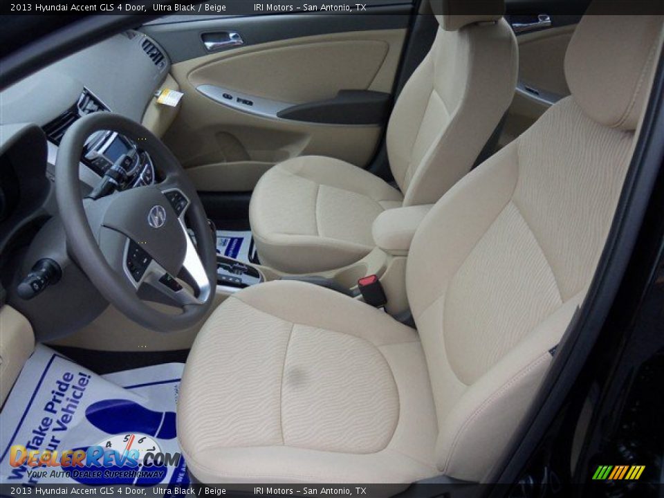 2013 Hyundai Accent GLS 4 Door Ultra Black / Beige Photo #9