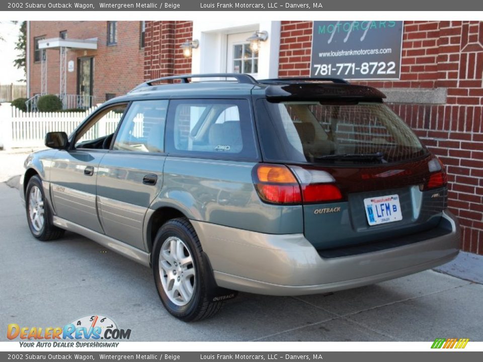 2002 Subaru Outback Wagon Wintergreen Metallic / Beige Photo #11