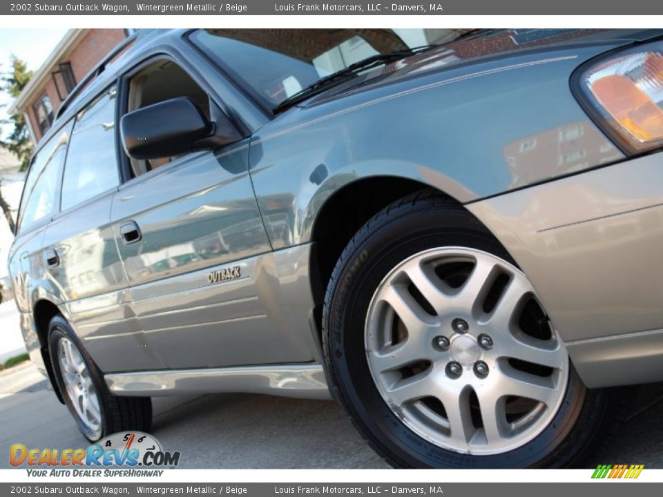 2002 Subaru Outback Wagon Wintergreen Metallic / Beige Photo #15