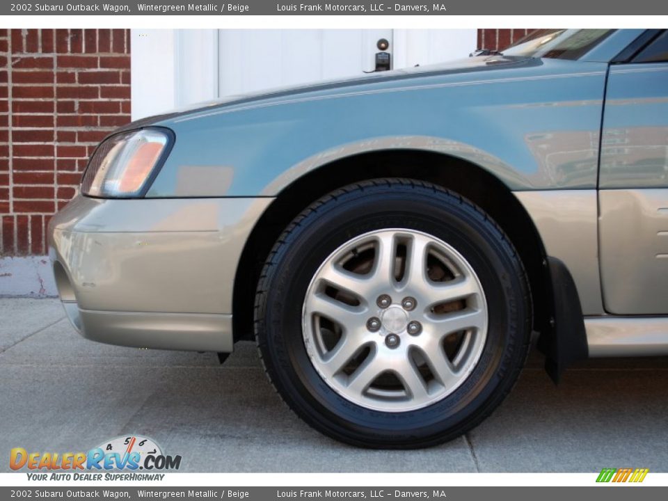 2002 Subaru Outback Wagon Wintergreen Metallic / Beige Photo #17